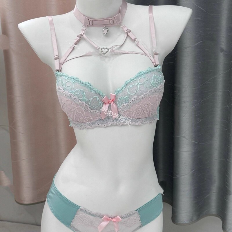 Sexy Outfit with Unique Design, Halter Neck Bra for Women, Small Chest Push-Up, Thickened, Enhancing, Beautiful Back Bra Sexy Outfit with Unique Design, Halter Neck Bra for Women, Small Chest Push-Up, Thickened, Enhancing, Beautiful Back Bra