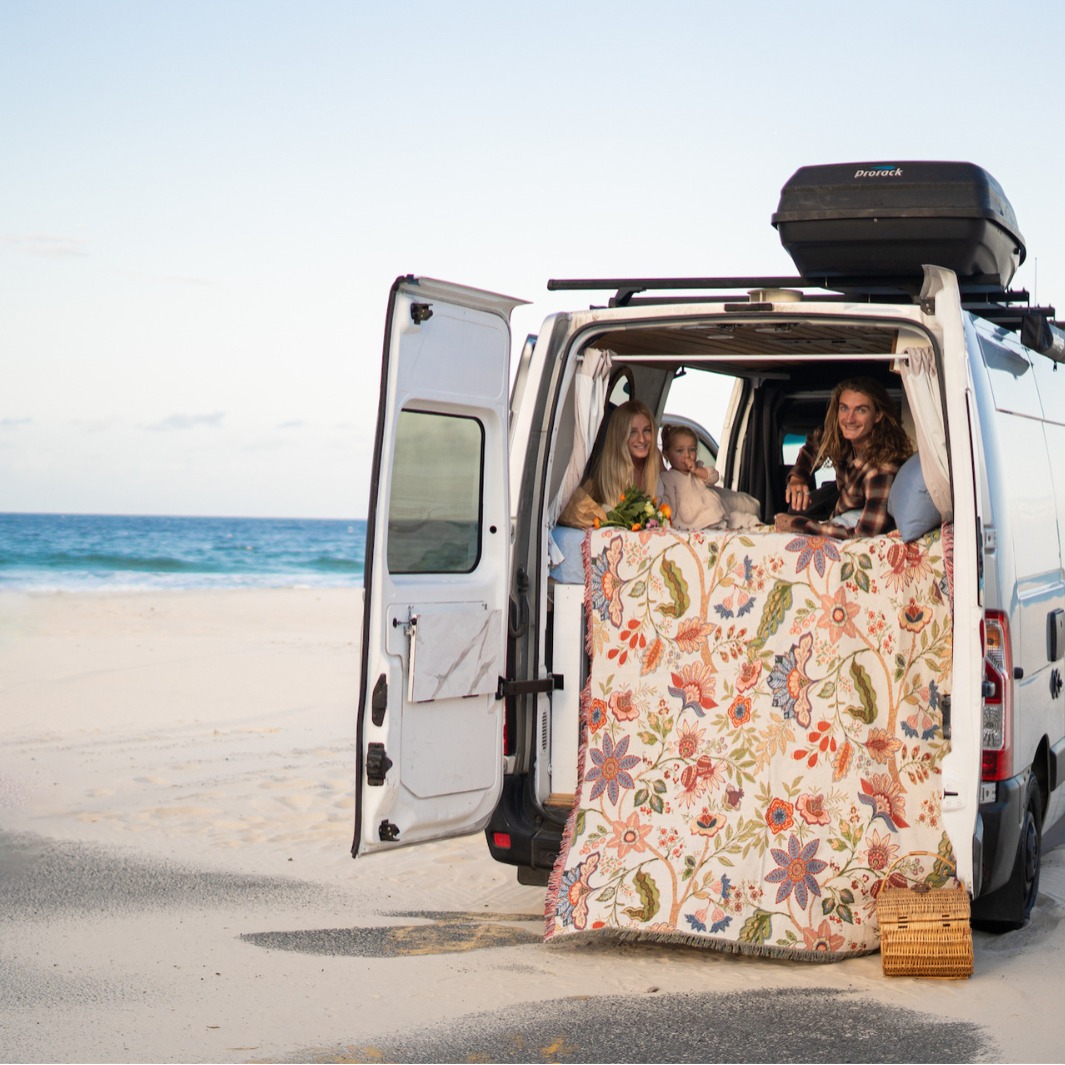 Foreign Trade Vanlife American Style Sofa Blanket Beach Towel Outdoor RV Throw Blanket Flower Amazon