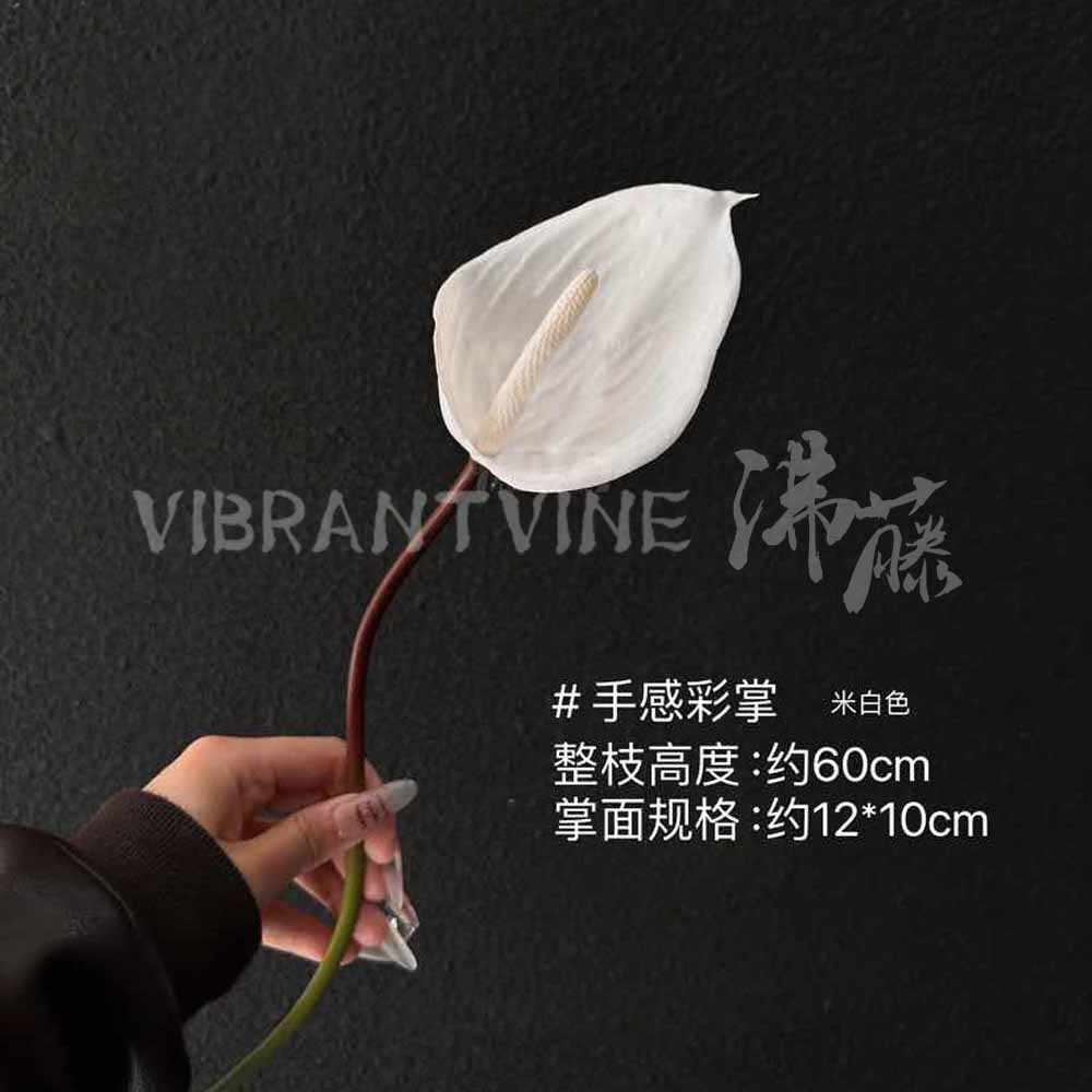 Arreglo de flores de guía de diseño de bodas blanco Arreglo de flores de guía Sala de estar del hotel Decoración de flores falsas Fábrica de flores artificiales al por mayor