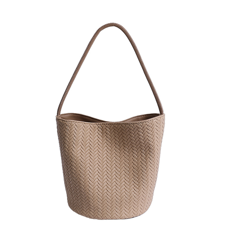 Bolso tejido de gran capacidad de moda bolso de moda 2025 nuevo bolso de cubo salvaje bolso de hombro simple bolso de axila