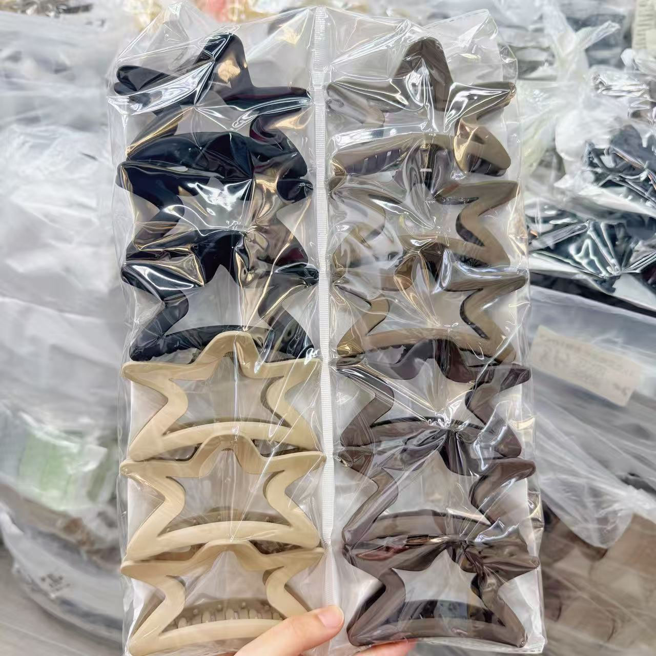 Amazon transfronteriza pintura de goma de gran tamaño clip de pelo espalda Cabeza de tiburón clip de pelo volumen multi horquilla dos yuanes accesorios para el cabello al por mayor