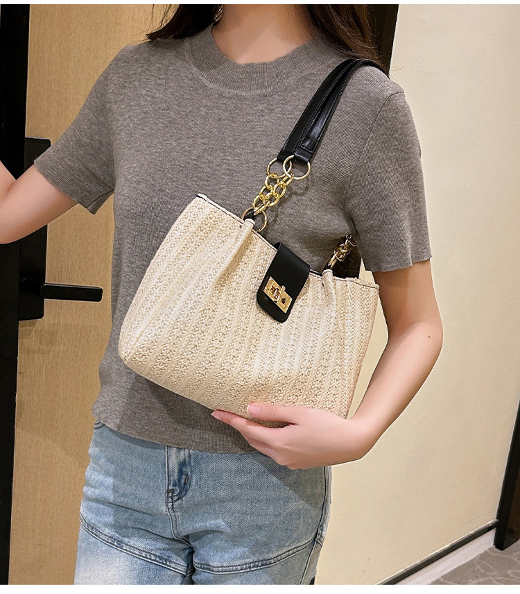 360g Weight Polyester Lining Material Lock clasp Closure Type Double Handle Strap Type Tote Bag Bags Type Daily Occasion Pu Leather, Straw Material Color Block Pattern All Seasons Season Women's Gender Streetwear Style Bucket Shape Medium Size Women's Medium Pu Leather Straw Color Block Streetwear Bucket Lock Clasp Tote Bag 4