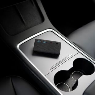 �m����˹��model y/model 3 21��� USB�UչHub ��չ�]������