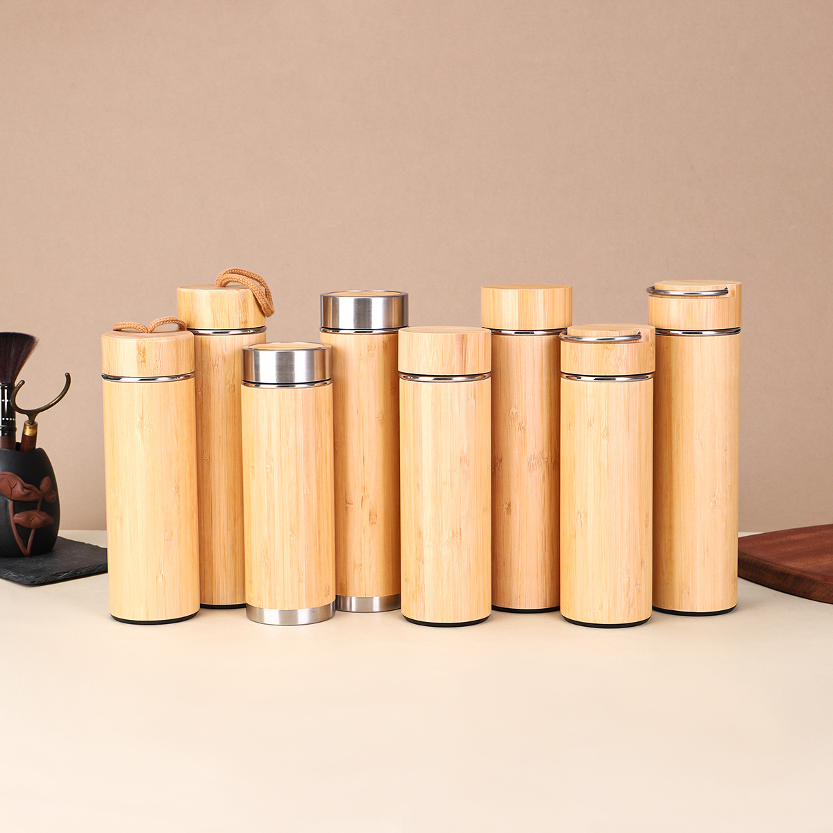 Stainless Steel Thermos Flask With Bamboo Shell For Outdoors_voghion.com