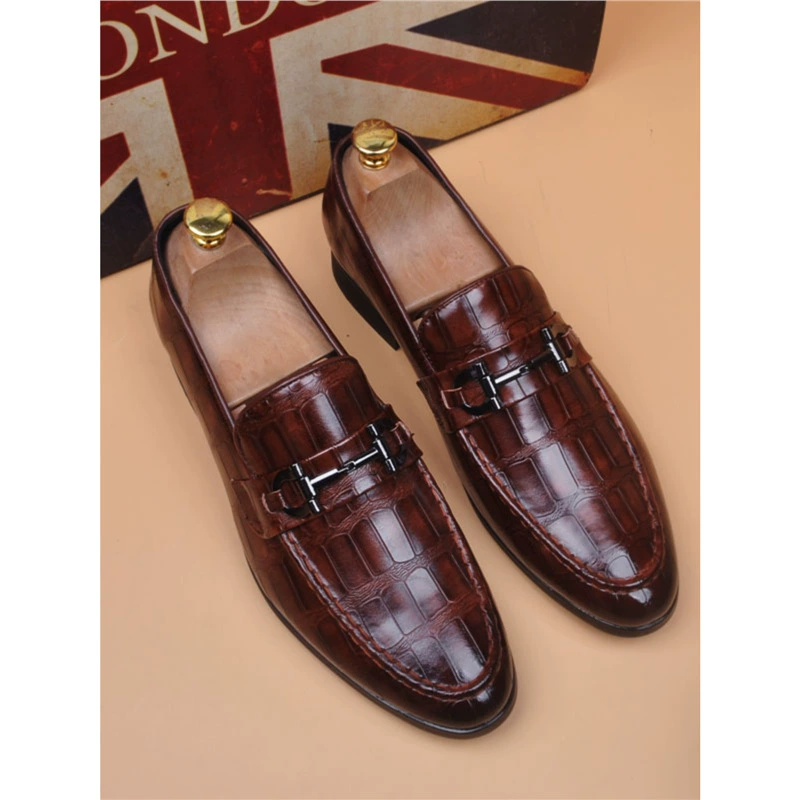 Один педаль бизнес мужской мужской остроконечный кожаный туфли ретро внутренней вентиляции