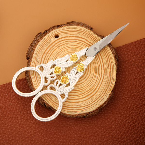 Elite retro scissors