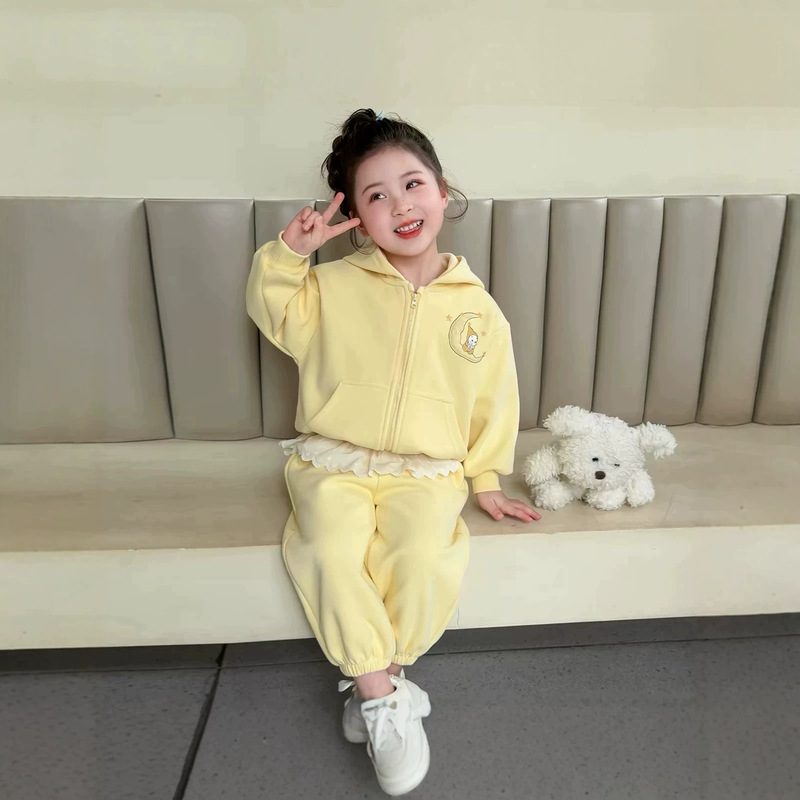Girls' Spring Outfit Set 2025 New Fashionable Children's Bunny Baby Spring and Autumn Korean Style Two-Piece Outfit for Going Out Girls' Spring Outfit Set 2025 New Fashionable Children's Bunny Baby Spring and Autumn Korean Style Two-Piece Outfit for Going Out
