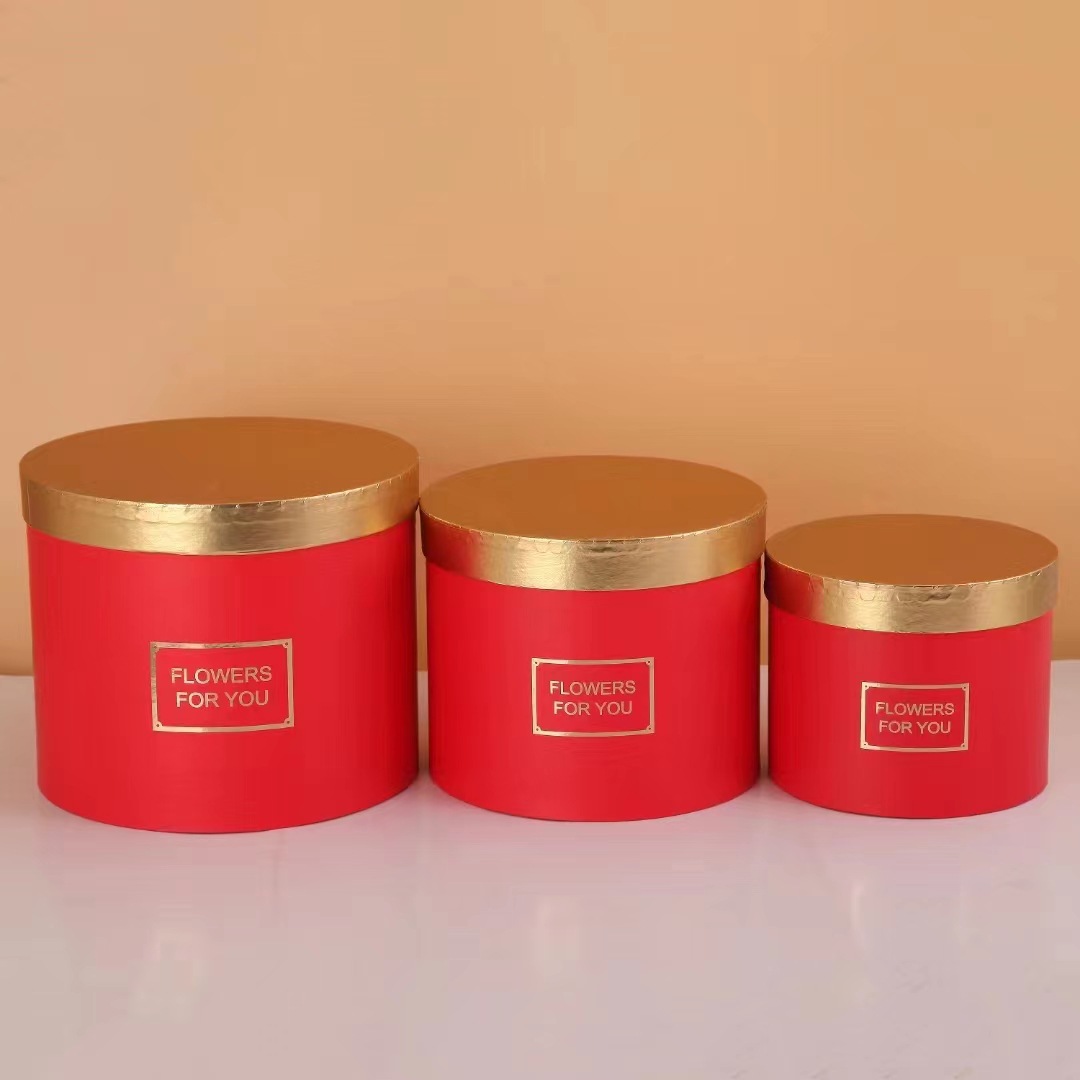 Abrazo redondo cubo caja de regalo de flores Caja de regalo de San Valentín ramo de flores caja de arreglo de flores conjunto de tres piezas en stock