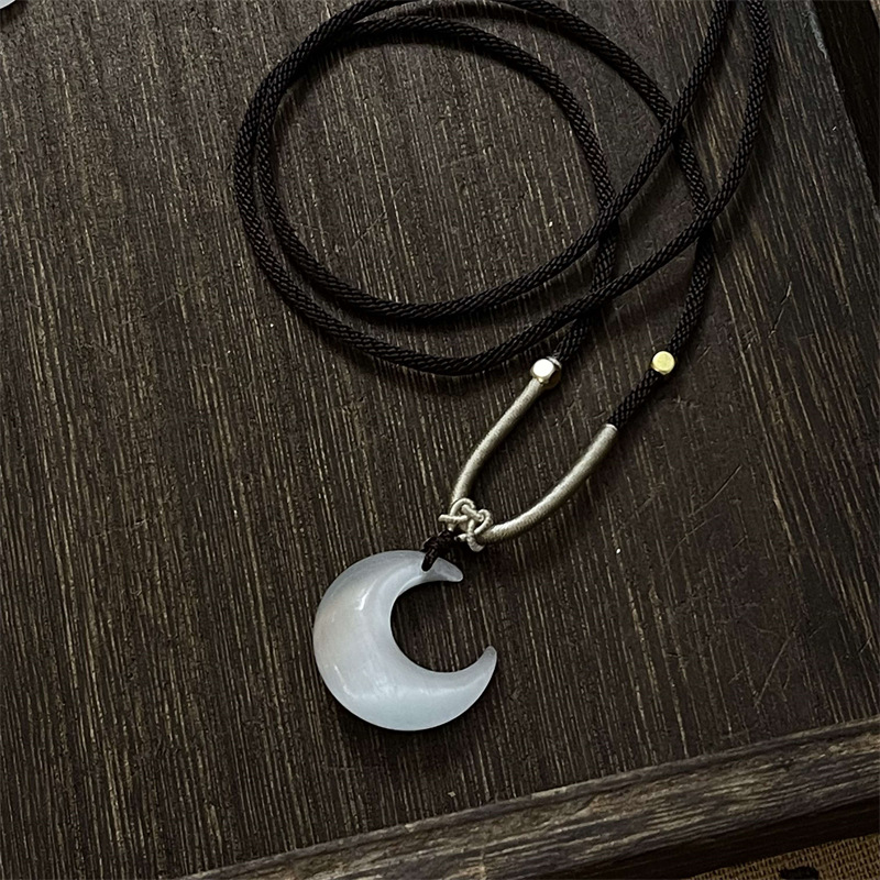 Pendant Necklace Classification Chinoiserie Geometric Moon Cat's Eye Stone Pendant Necklaces Wholesale