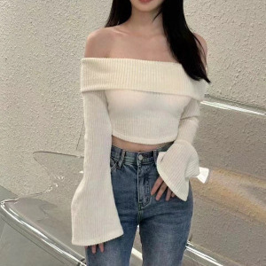 2025 Spring Korean Style Bell Sleeve Slim One-Shoulder Sexy Short-Sleeve Knit Top for Women