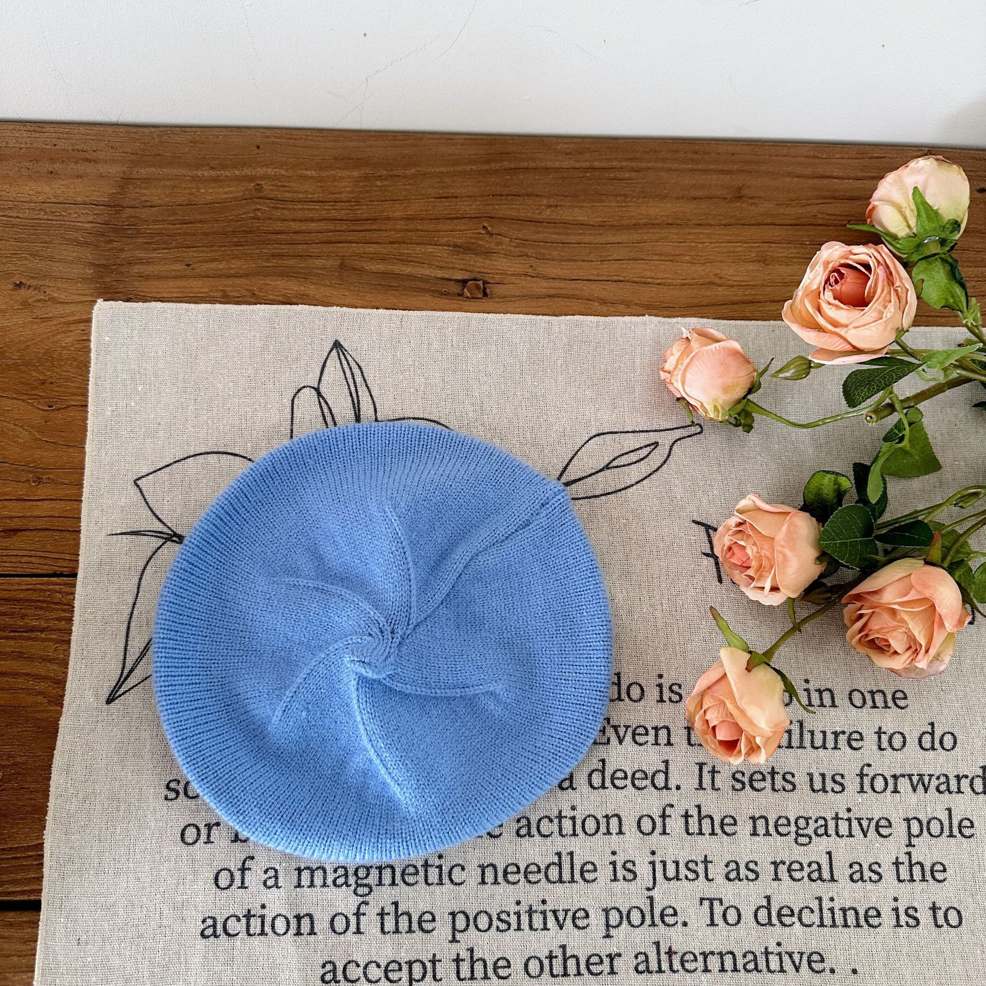 Boina de punto para niños otoño nuevos niños y niñas primavera y otoño sombrero de pintor bebé niña sombrero accesorios de ropa