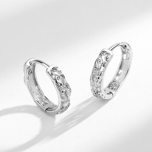 s925 sterling silver Pixiu earrings for men and women to attract wealth and transfer ins trendy niche design high-end three-dimensional hollow earrings