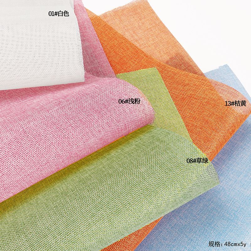 Fábrica de fiestas de flores al por mayor de color sólido enrollar hilo de red flor envasado tela de red florista ramo de flores envasado hilo de red colorido lino rollo