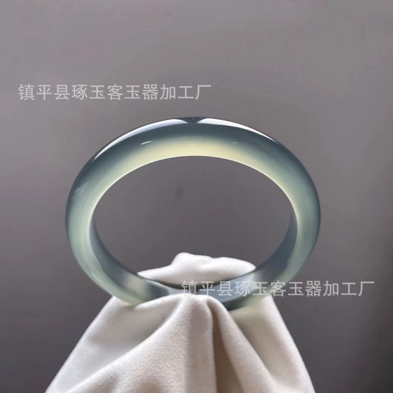 氷種倉庫の青い玉髄のブレスレット|undefined