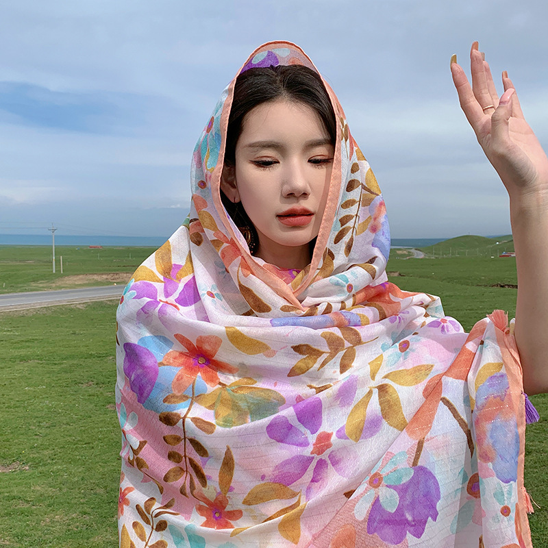 2023 nuevo viaje protector solar Toalla de playa moda hermoso colorido pétalos exterior chal mujeres verano bufanda delgada