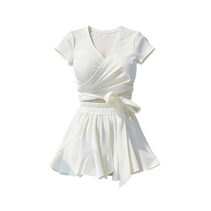 Traje de baño de dos piezas para mujer, rosa, moderno, conservador, que cubre el abdomen, adelgazante, falda estilo francés, nicho, alta gama, traje de baño para aguas termales.