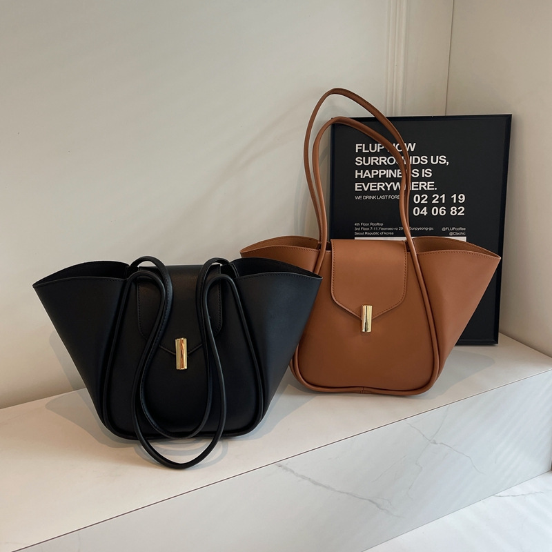 Fashionable Spring New Design Bag with Durable Fabric, Single Shoulder Bag, New Trendy Versatile Simple Handbag for Women Fashionable Spring New Design Bag with Durable Fabric, Single Shoulder Bag, New Trendy Versatile Simple Handbag for Women