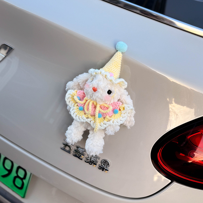 Decoración de cola de automóviles de peludo, colgantes, joyas para automóviles, joyas para automóviles, 2025 nuevas muñecas en línea, niñas, sensación avanzada