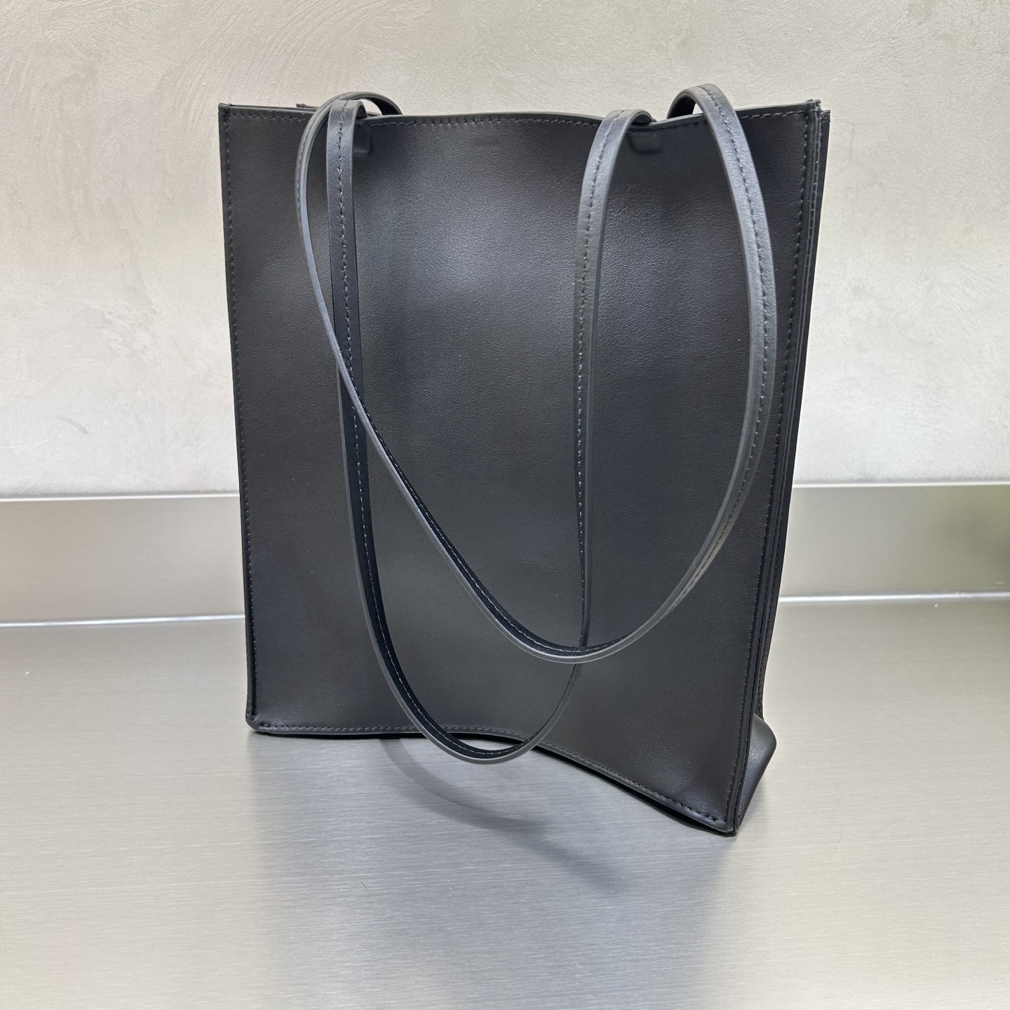 The Ro 2025 New Suede-Texture Cowhide Bag Luxury Niche Fashion Simple Women's Handheld Tote Bag - Thumbnail 4
