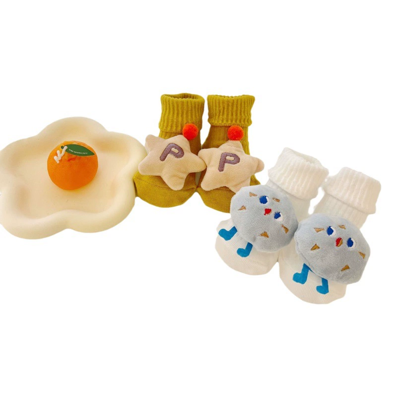 Весенние новые носки для новорожденных, милые детские Нескользящие носки в пол с мультяшными вертикальными полосками, носки до середины икры класса А