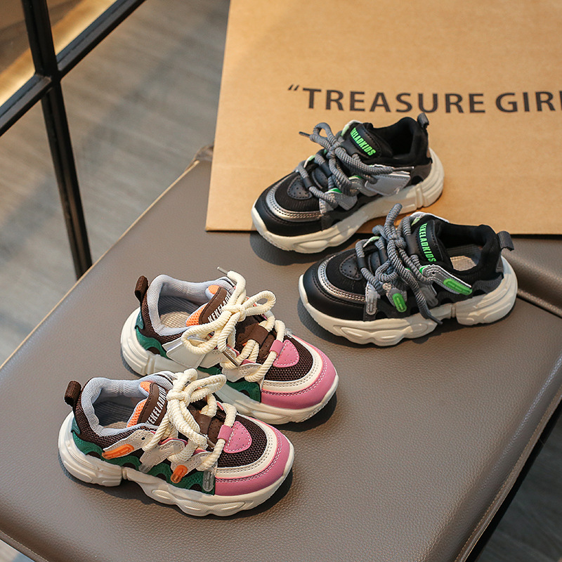 Zapatos deportivos para niños 2025 otoño nuevos zapatos transpirables para niños, zapatos para papá, zapatos para correr para niñas medianas y grandes, venta al por mayor, estilo popular
