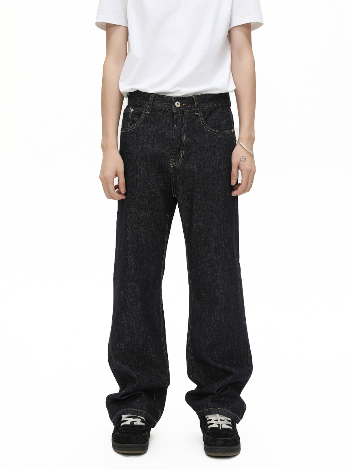 MTLCLOTHES Hombres| Coreano básico simple rectángulo versátil casual lavado en agua jeans de moda diaria