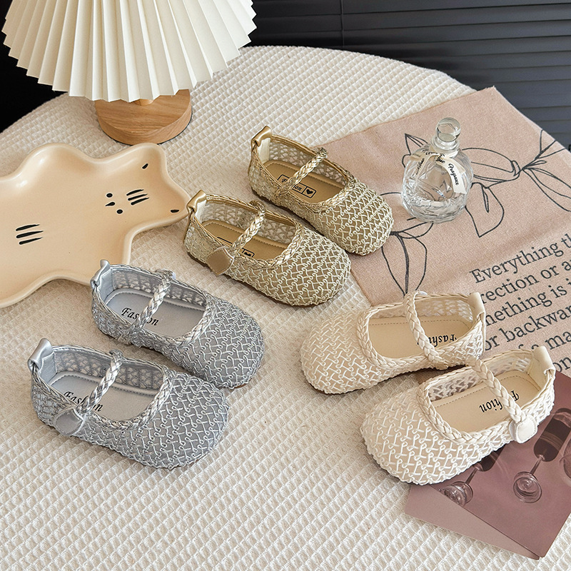 Summer universal children's fashionable sandals flat