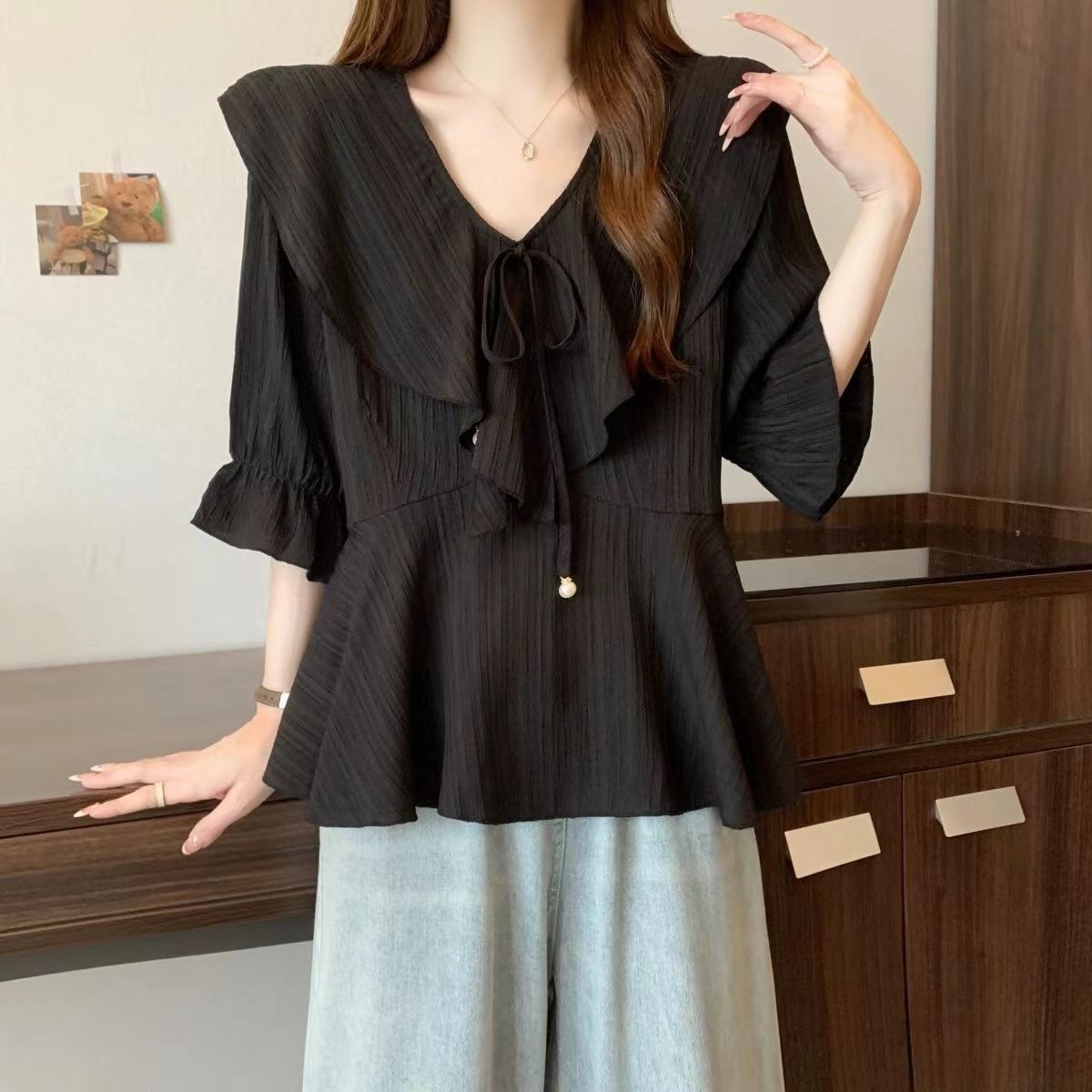 검은색
