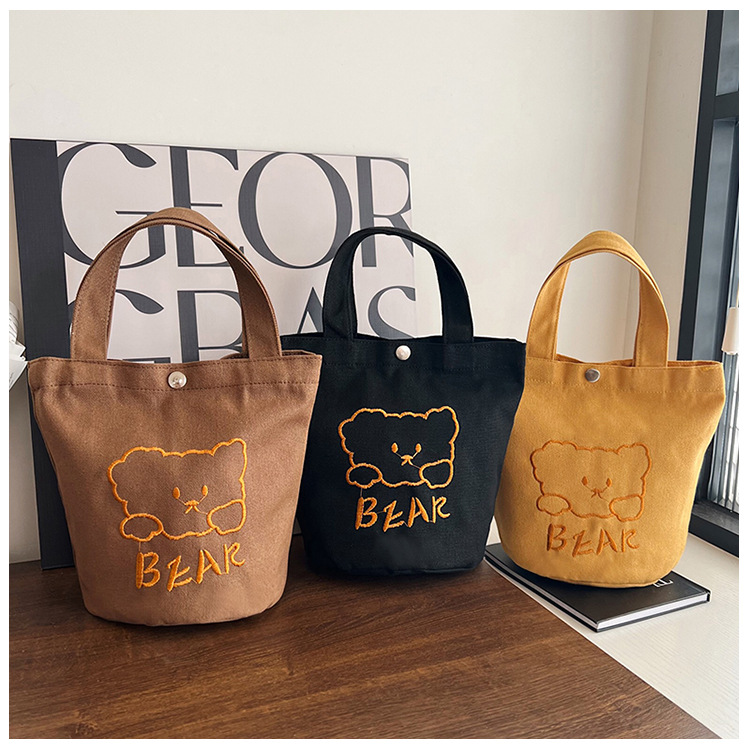 Personalized ladies' bucket bag, versatile and cute canvas bear wholesale, simple Japanese style new handbag undefined