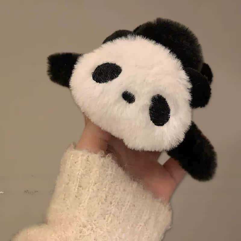 アニメのぬいぐるみのウサギのパンダの髪はクリップの後頭部をつかんで大きいサイズのサメのクリップの頭飾りの髪の量が多いです。|undefined