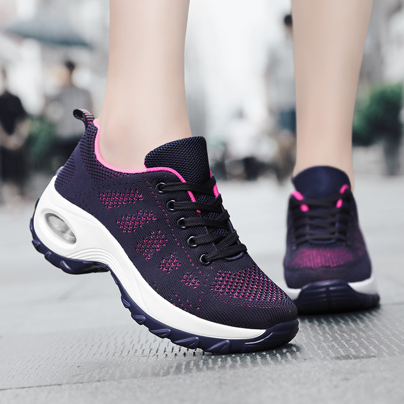 2025 primavera transfronteriza nuevo tipo de tela de tela de suela gruesa ligera versátil zapatos de baile de lazos zapatos casuales al aire libre zapatos deportivos de mujer image 3