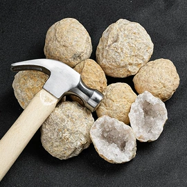 水晶工艺品;宝石工艺品;手链