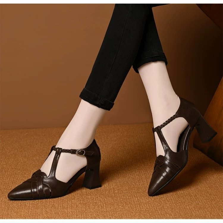 Sandalias de tacones gruesos retro franceses para mujeres 2026 verano nuevo velcro agujero agujero con tacones altos