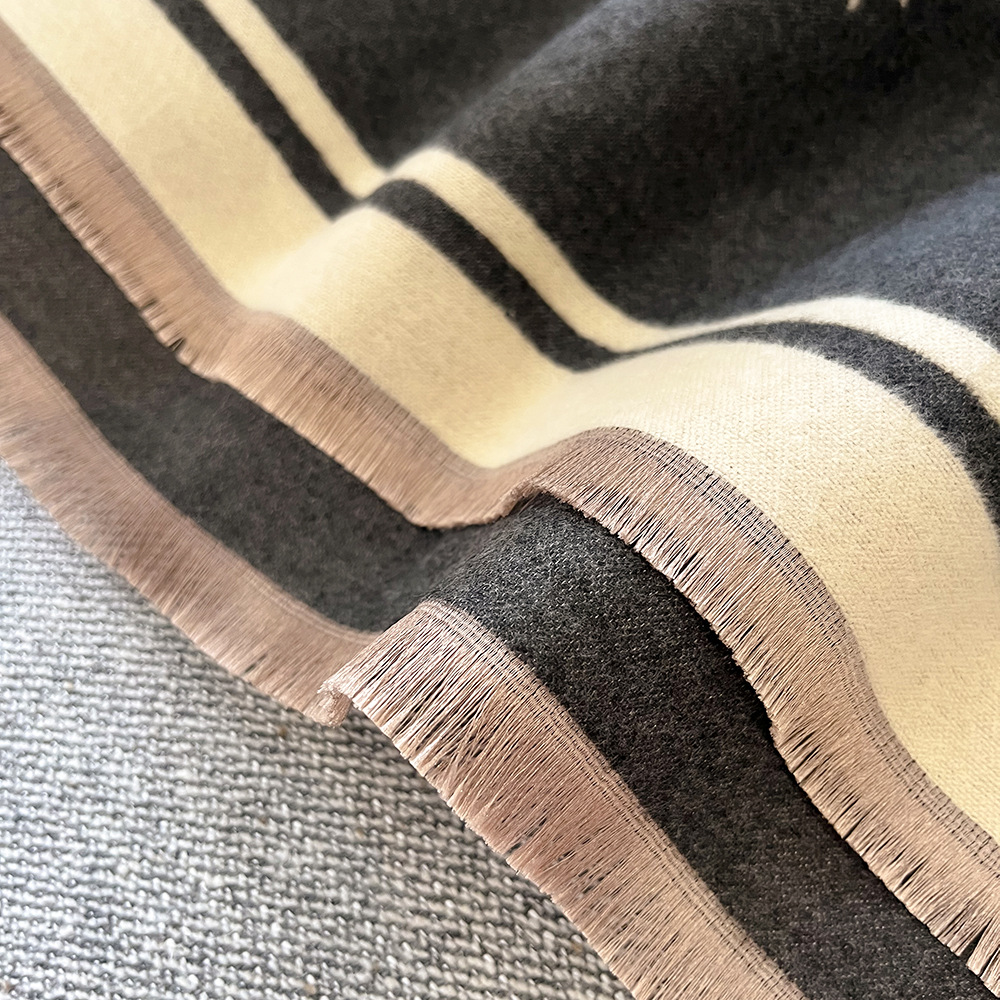 Herbst und Winter neue Imitation Kaschmir Schals für Frauen mit einem Sinn für Luxus, vielseitig Temperament, elegant_voghion.com