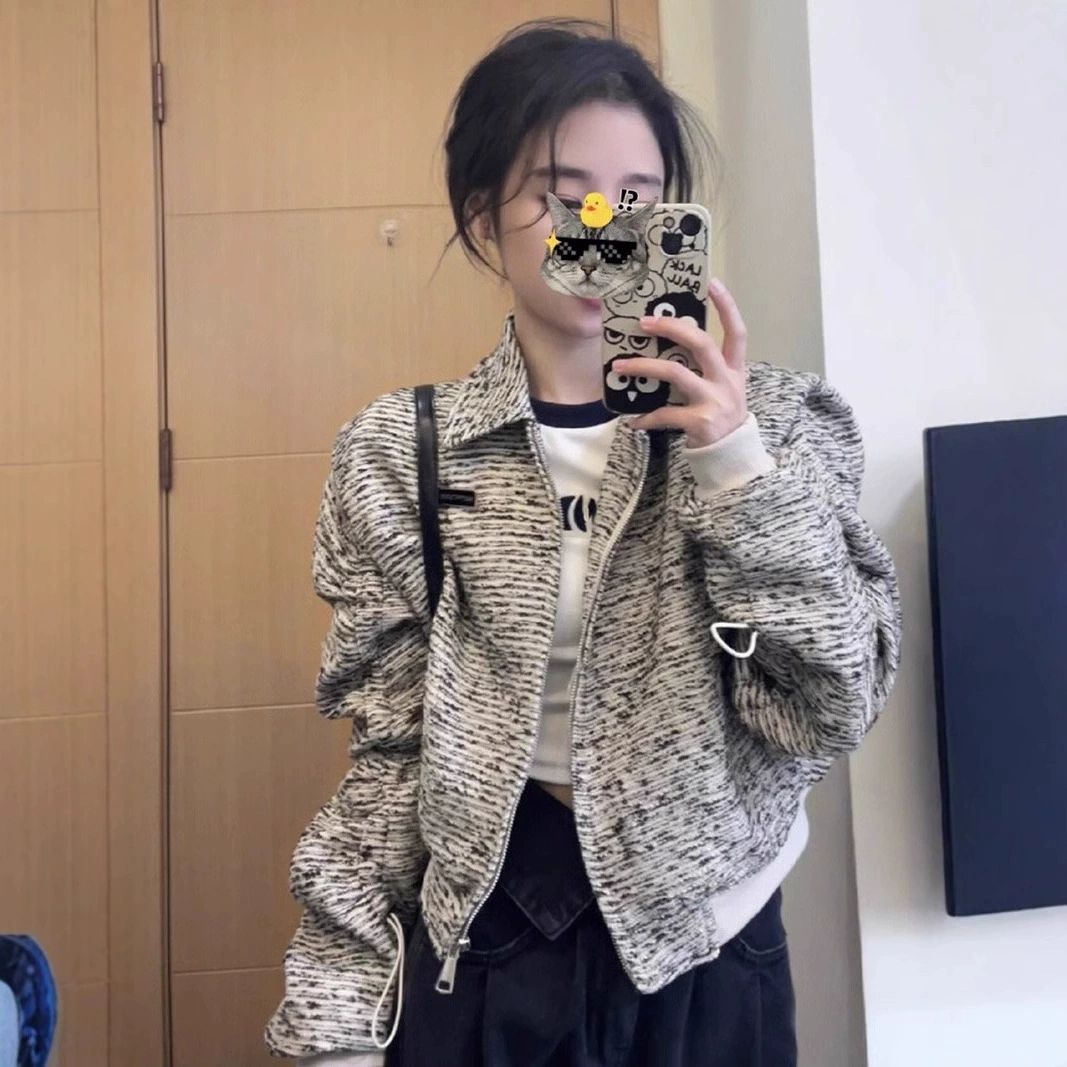 Осенняя дизайн куртка, ретро форма бейсбольная, стиль Chanel, тренд сезона