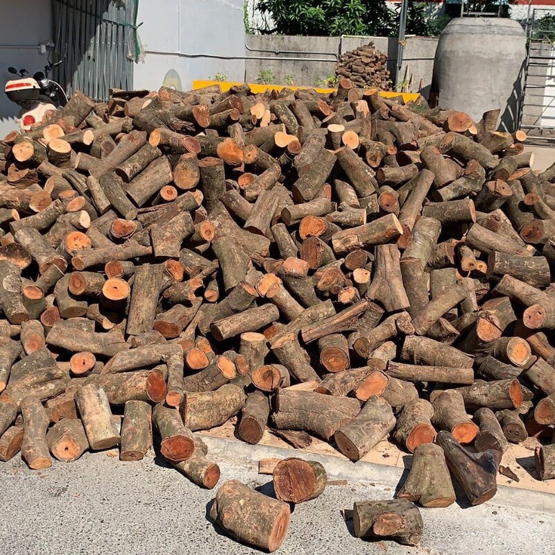 Dongguan Dried Lychee Wood Firewood Durable Fruit Wood Split Fireplace Hardwood Decorative Wood Logistics Boiler No Free Shipping