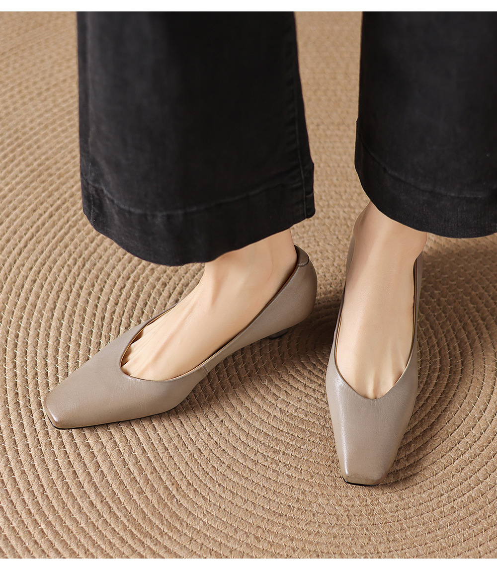 Giày cao gót nữ mũi tròn bít da bò gót 3.5 cm phong cách Hàn Quốc — đen chi tiết 3