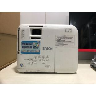 Второй рукой Epson CB-S04 Проектор Высокий определение высокого уровня Bright Effect-это супер хороший проектор (вы можете использовать его, когда вы его получаете)