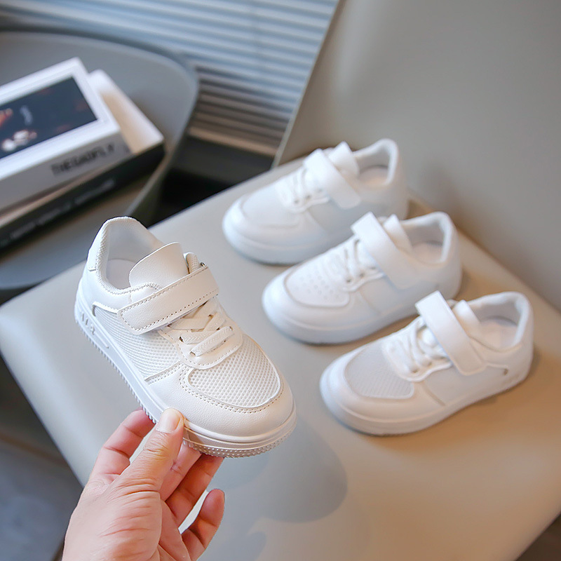 Zapatos blancos para niños Zapatillas de malla transpirable para niñas 2023 nueva primavera y otoño para niños Zapatillas de deporte de fondo suave Zapatos de malla casual