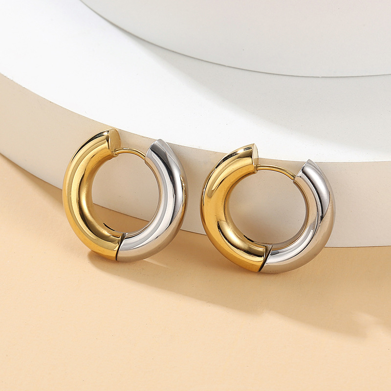 Daily, Street Occasion Titanium Steel Material 1 Piece Simple Style Classic Style Geometric Plating Titanium Steel Earrings