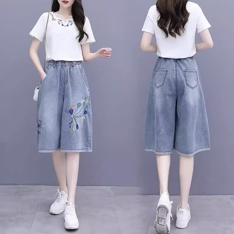 Over-The-Knee Denim Shorts for Women, Summer Thin Wide-Leg Pants, High-Waisted Slimming Cropped Pants, Loose Embroidered Casual Pants