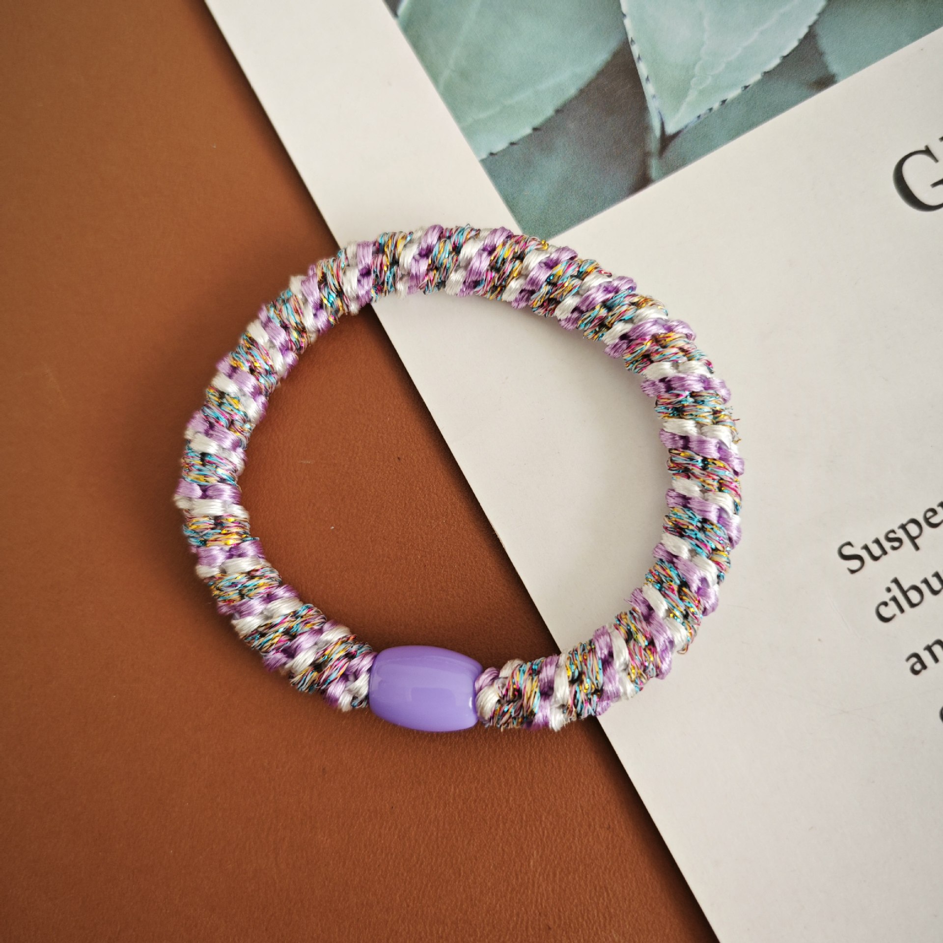 78 # 보라색과 흰색의 밝은 실크