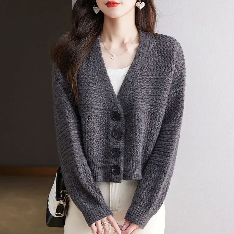 Trendy Korean-style casual loose-fitting spring and autumn versatile chunky knit cardigan, short high-waisted knitted outerwear for women Trendy Korean-style casual loose-fitting spring and autumn versatile chunky knit cardigan, short high-waisted knitted outerwear for women