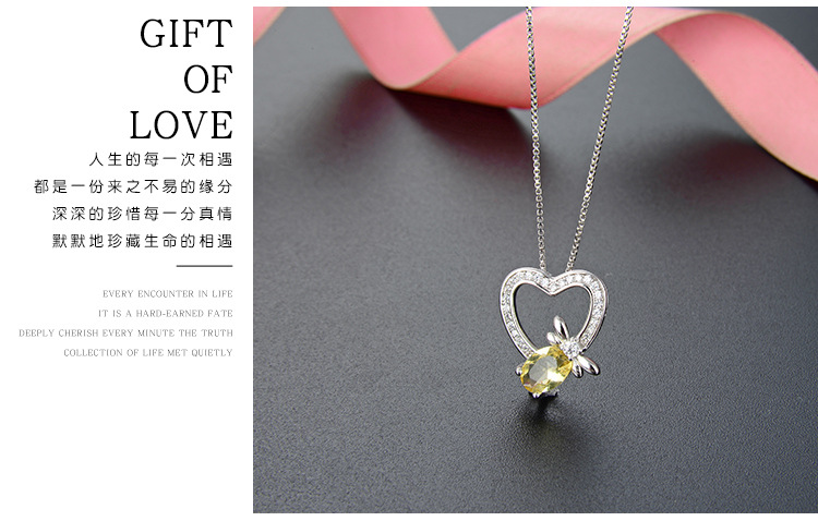 Simple Fashion Yellow S925 Silver Zircon Clavicle Chain Heart-shaped Pendant display picture 3