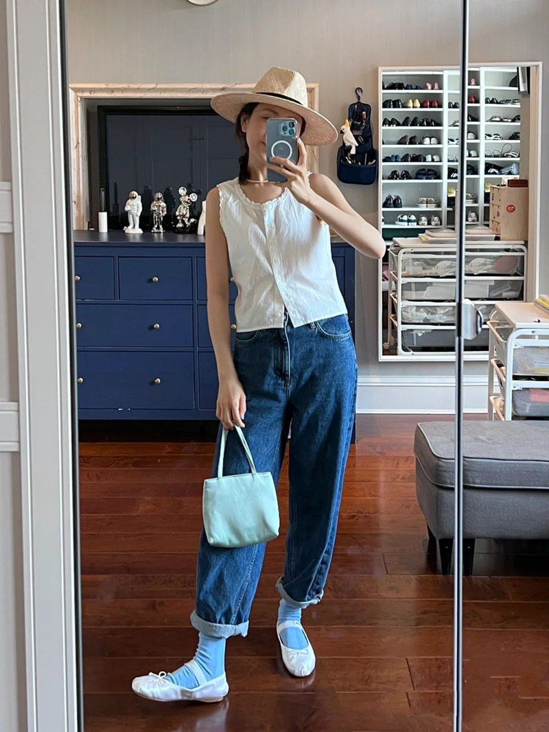 686ED7EC63300CC35E243600A67269