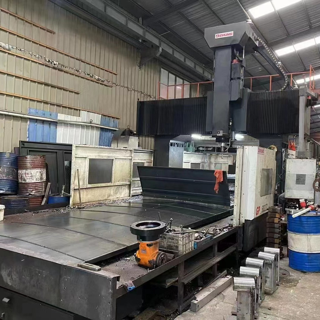 出售二手德扬GP5032Z2龙门加工中心工作台长度5米带侧铣头