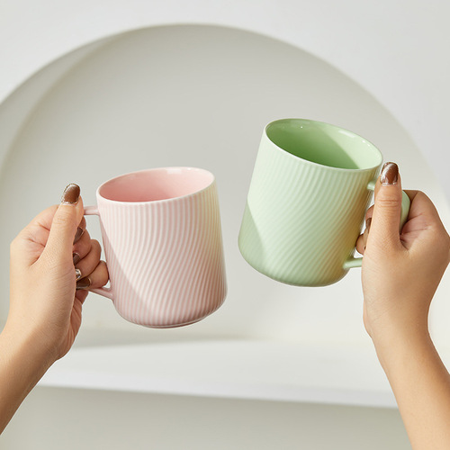 陶瓷马克杯咖啡杯少女杯子带盖家用创意早餐牛奶杯大容量