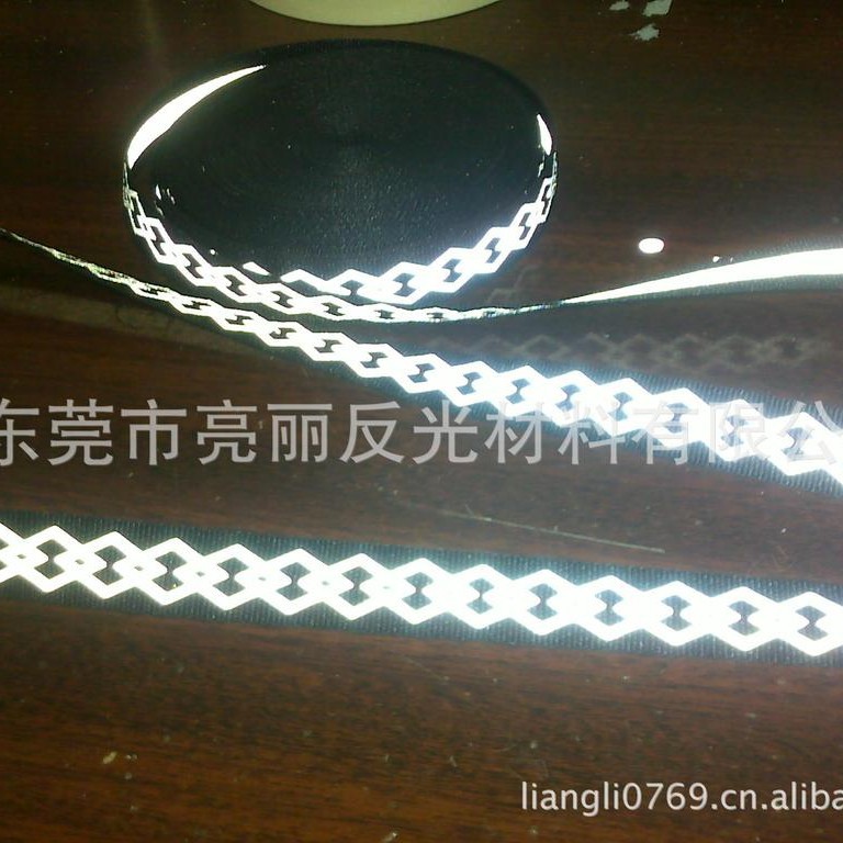 供应 反光材料 反光织贴膜   可提供加工