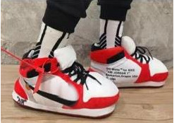 Tiktok mismo estilo parodia zapatos de grasa Coco pareja Zapatillas de algodón volver al futuro casa piso Kang hebilla 1 zapatos de algodón