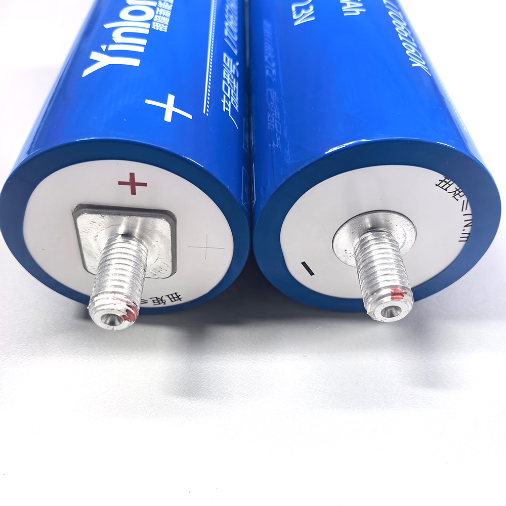 Yinlong66160 Yinlong batería de titanato de litio 45A 10C descarga de gran capacidad fuente de alimentación de arranque de emergencia para automóviles